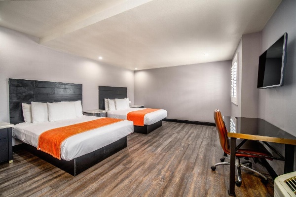 LYFE INN & SUITES by AGA - LAX Airport image 1