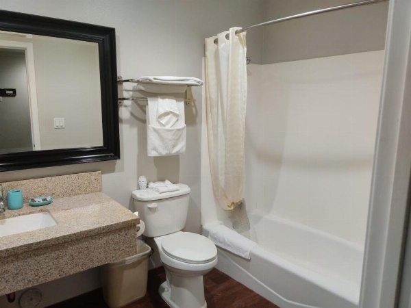 LYFE INN & SUITES by AGA - LAX Airport image 26